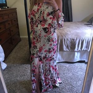 Two piece floral set! Size small!